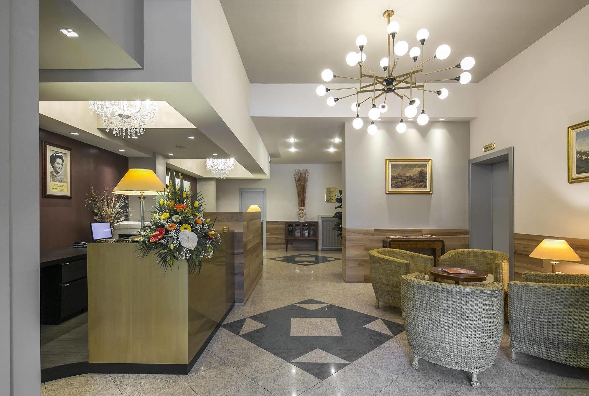 Hotel Falco D'Oro Tole Luaran gambar